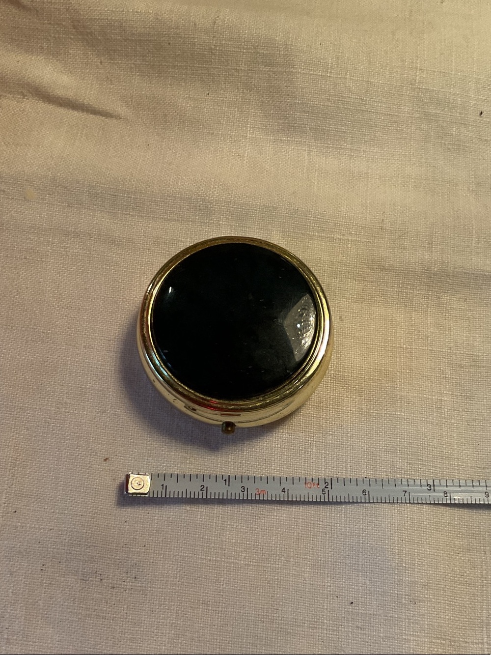 Round Compact Case/Pill Box